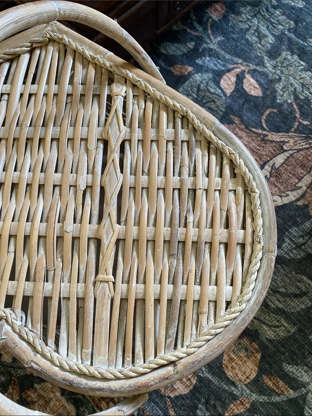 Vintage Heart Shaped Picnic/Sewing/Storage Large Hand-Woven Wicker Basket